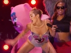 Miley Cyrus ‘twerking’ captures VMA buzz