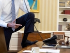 Obama’s foot on Oval Office desk stirs controversy